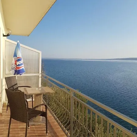 Apartments Domagoj - On The Beach Lukovo Sugarje Exterior photo