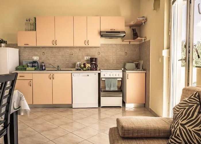 Apartments Domagoj - On The Beach