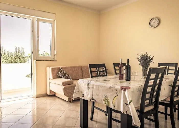 Apartments Domagoj - On The Beach